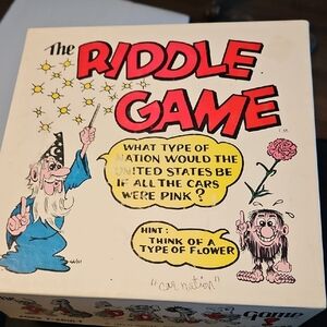 The Riddle Game - Engaging Family Board Game 1984